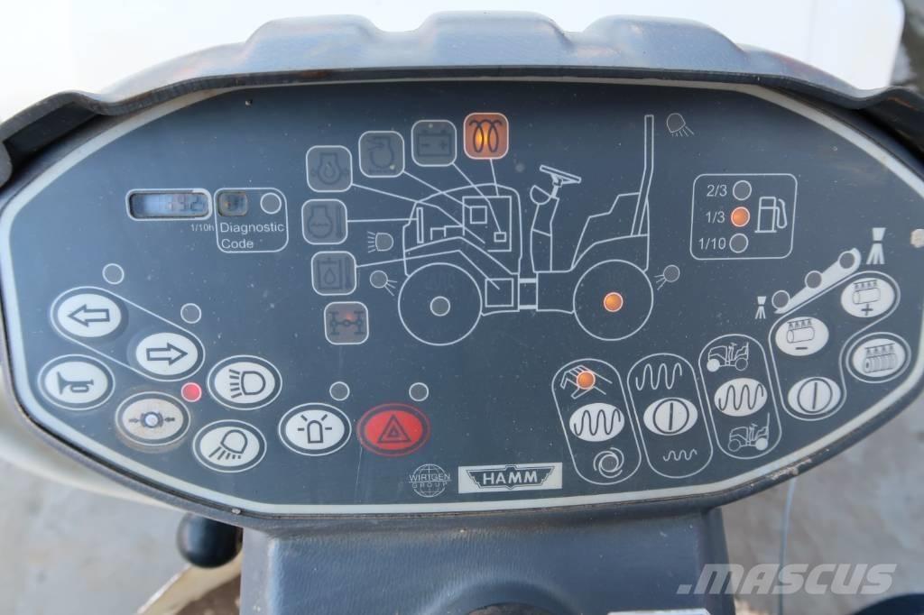 Hamm HD 12 VV 트윈 드럼 롤러