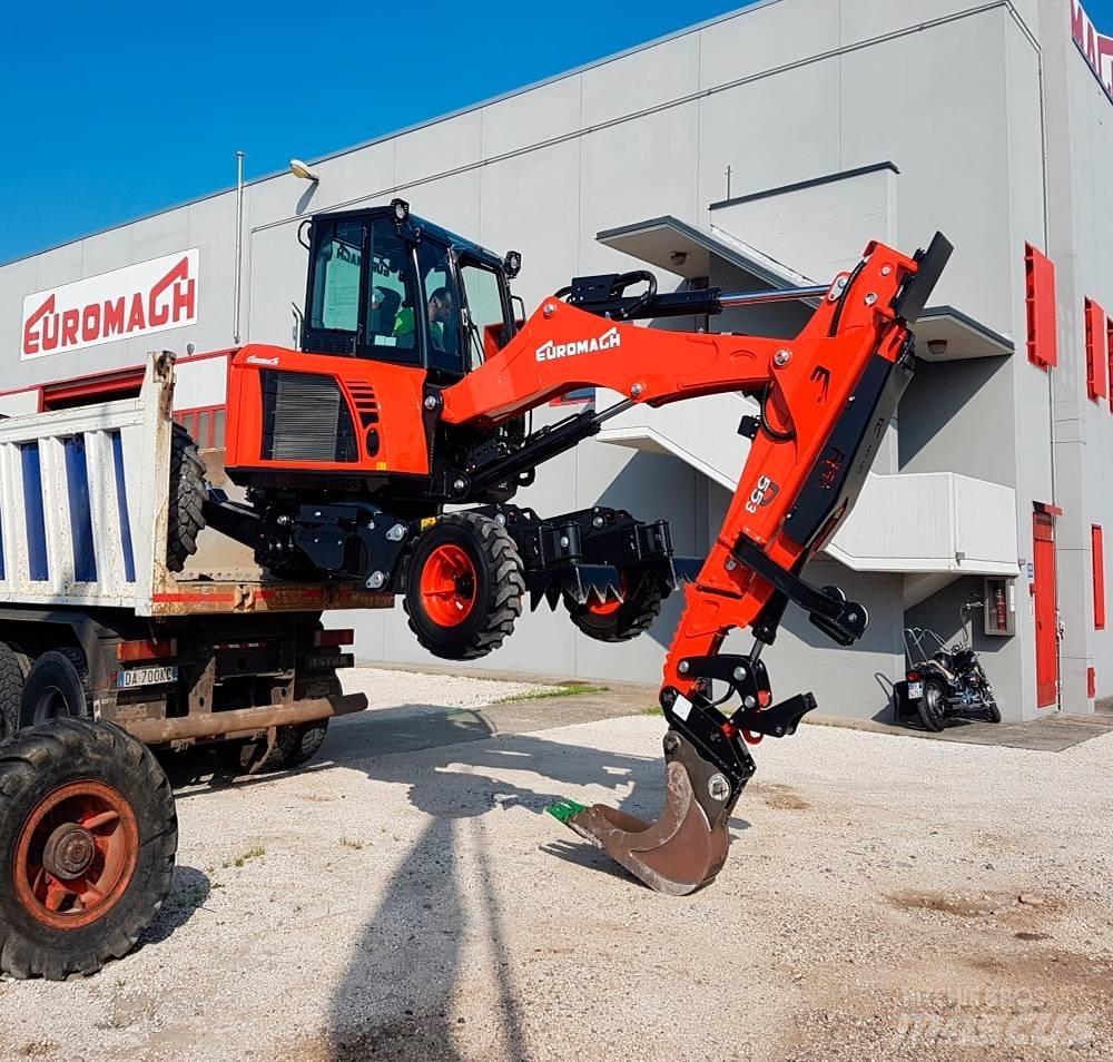 Euromach R555H 수륙양용 굴삭기