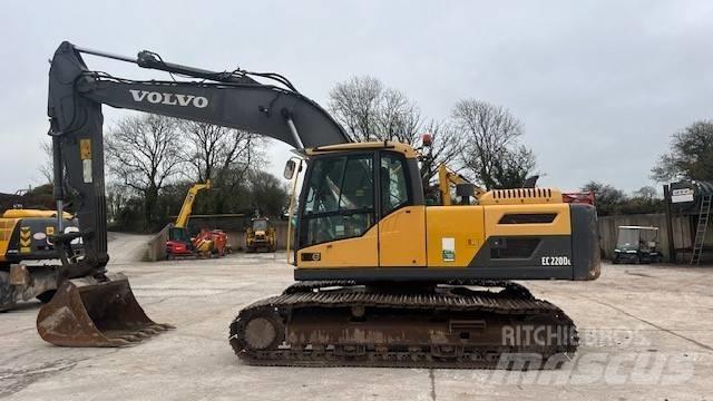 Volvo EC 220 DL 대형 굴삭기 29톤 이상