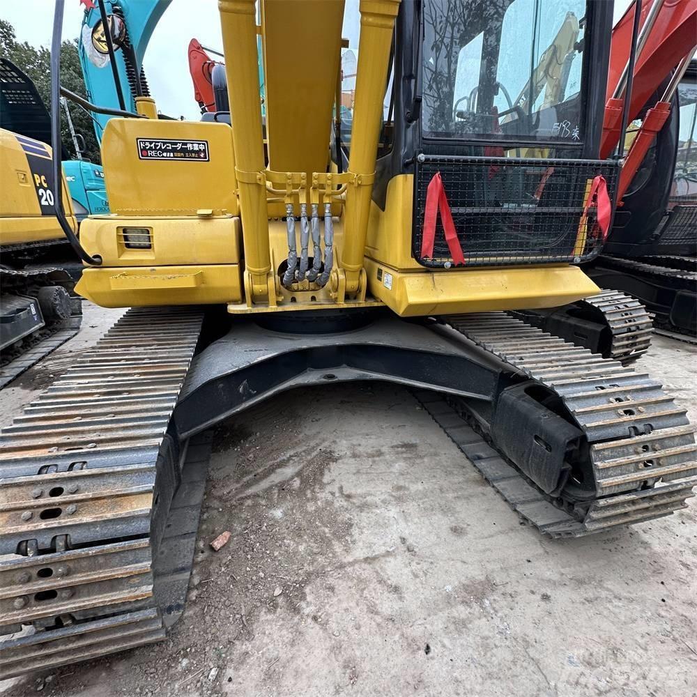 Komatsu PC 130-7 대형 굴삭기 29톤 이상
