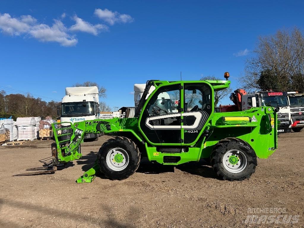 Merlo P40.14 텔러 핸들러