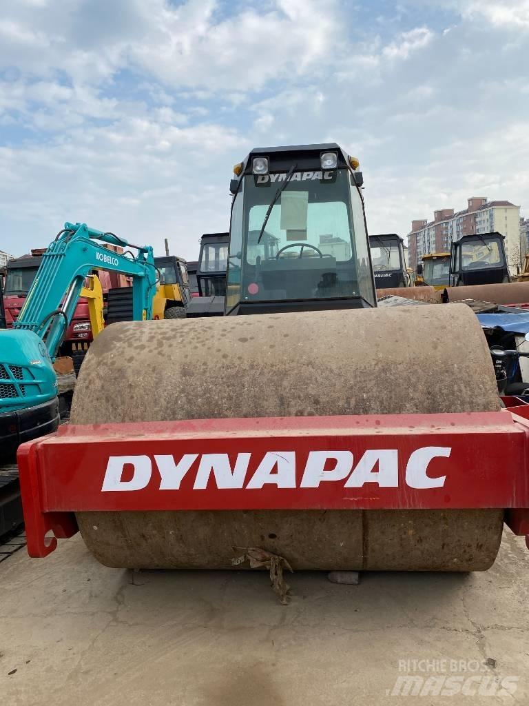 Dynapac CA 301 D 싱글 드럼 롤러