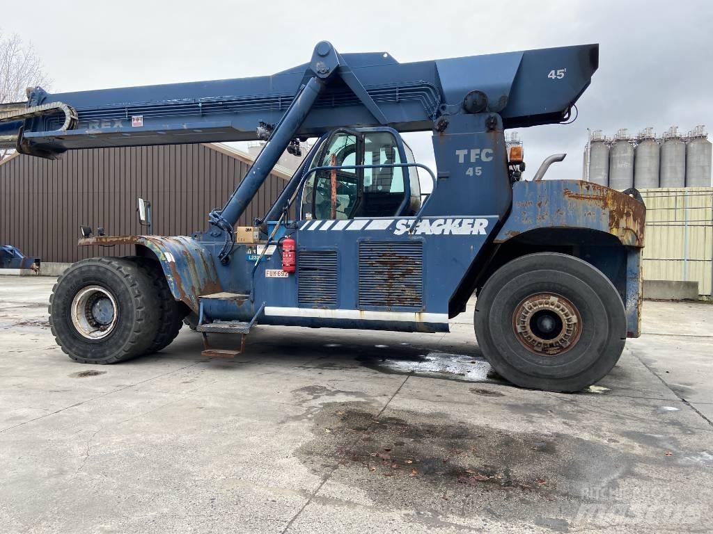 Terex TFC45 리치 스태커