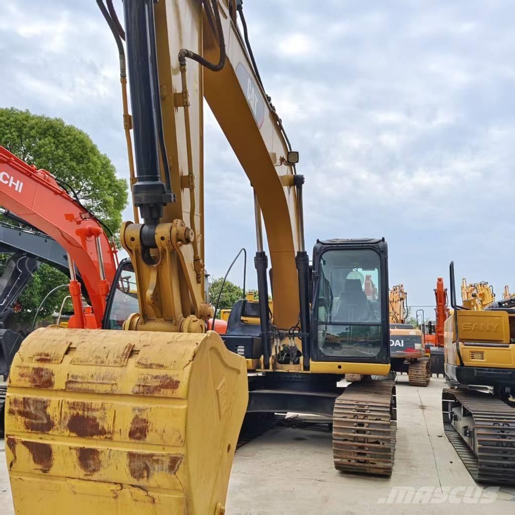 CAT 315D2 중형굴삭기 7톤-28톤