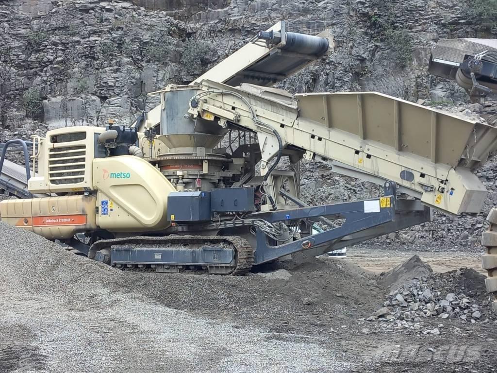 Metso LT 200 HP 이동식 분쇄기