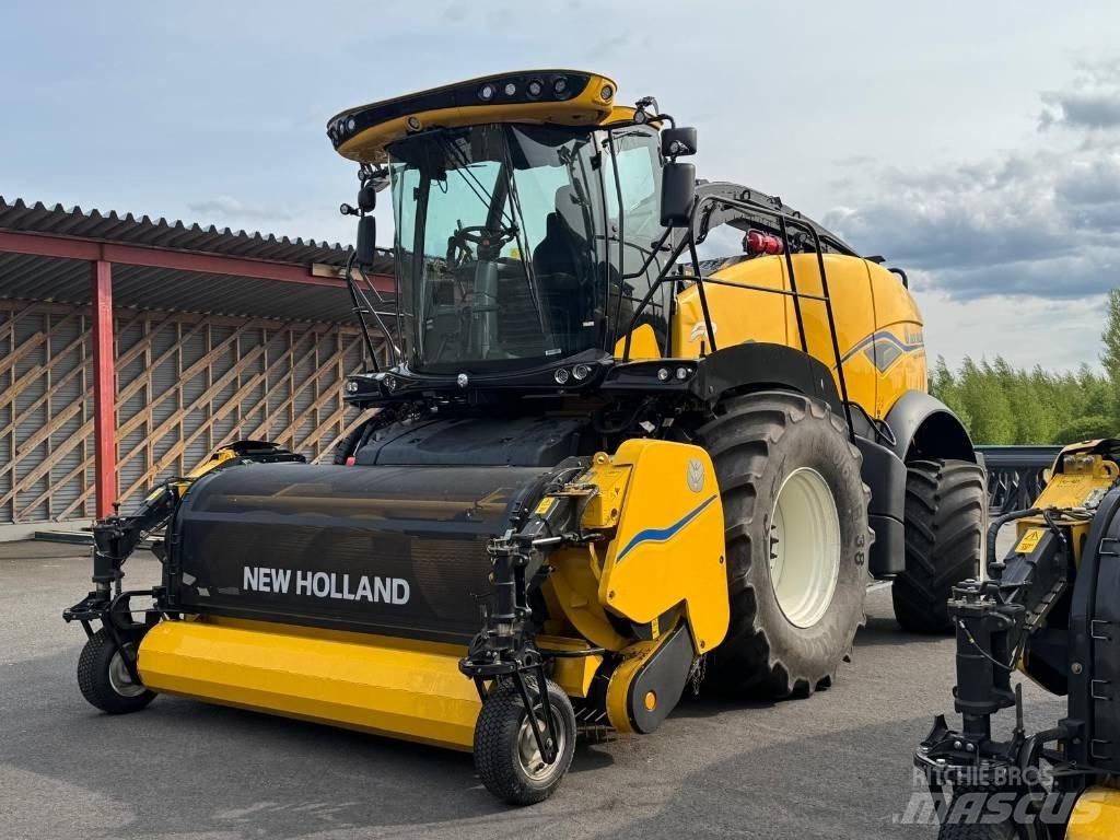 New Holland FR 550 자동 초지기계