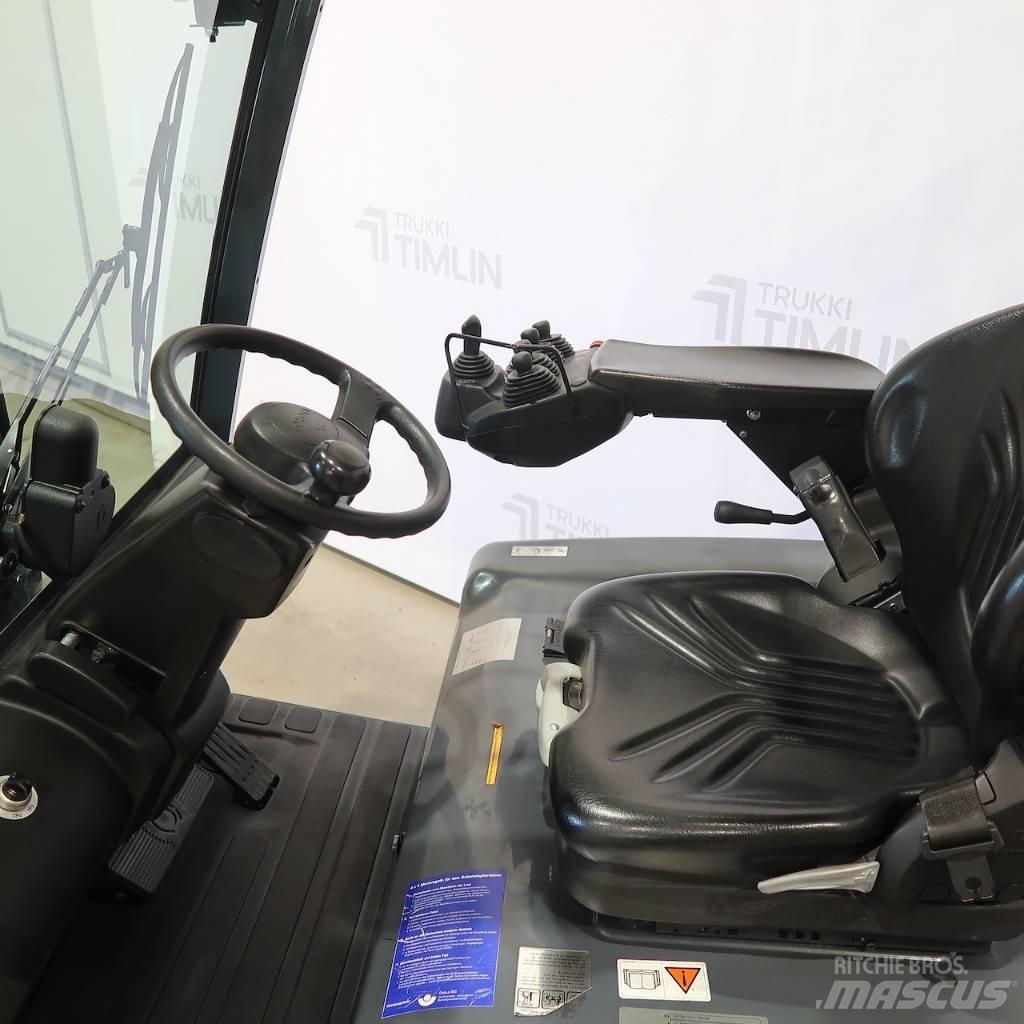 Toyota 8FBMT25 전동 지게차