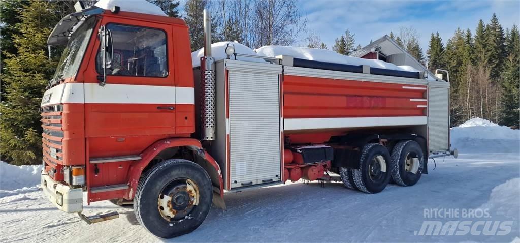 Scania H142 소방차