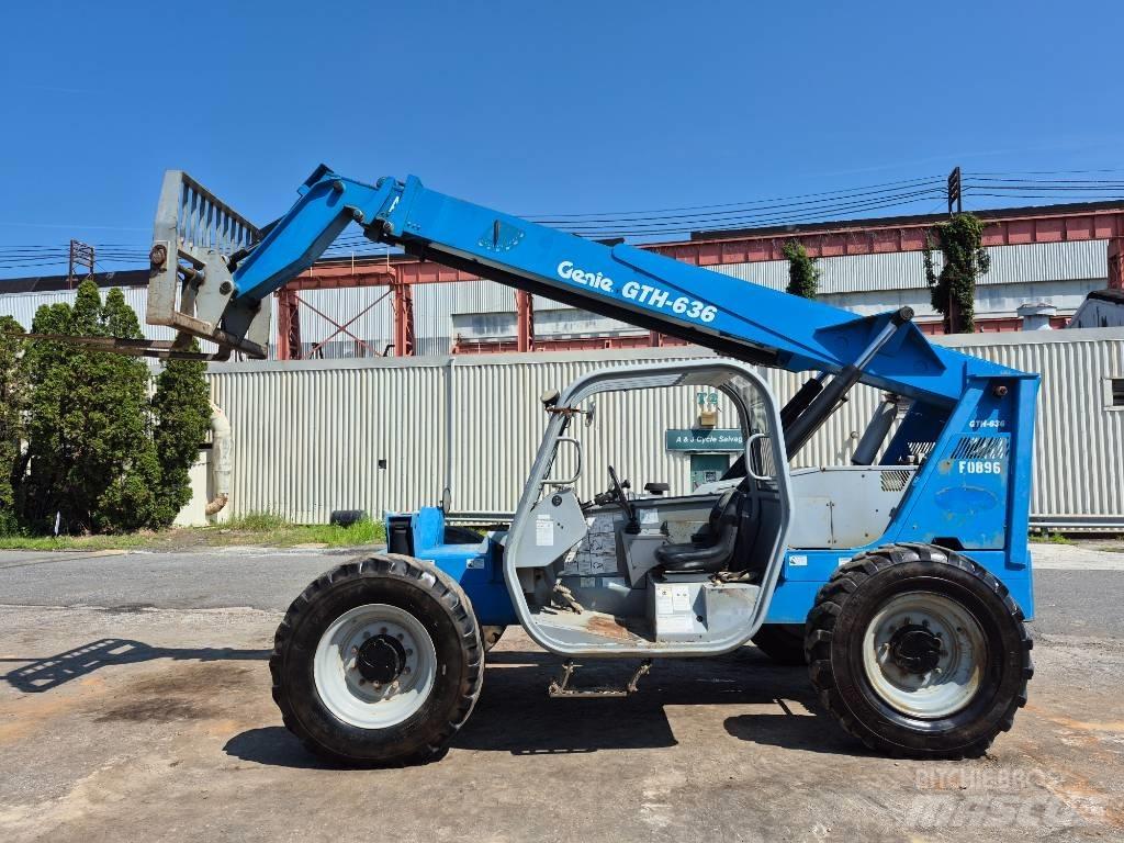 Genie GTH 636 텔러 핸들러
