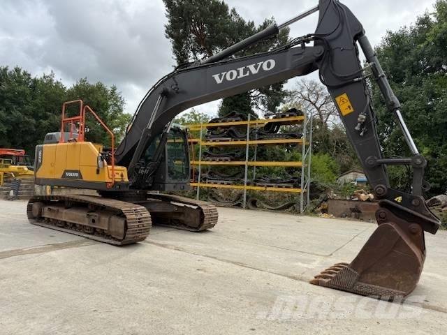 Volvo EC 220 대형 굴삭기 29톤 이상