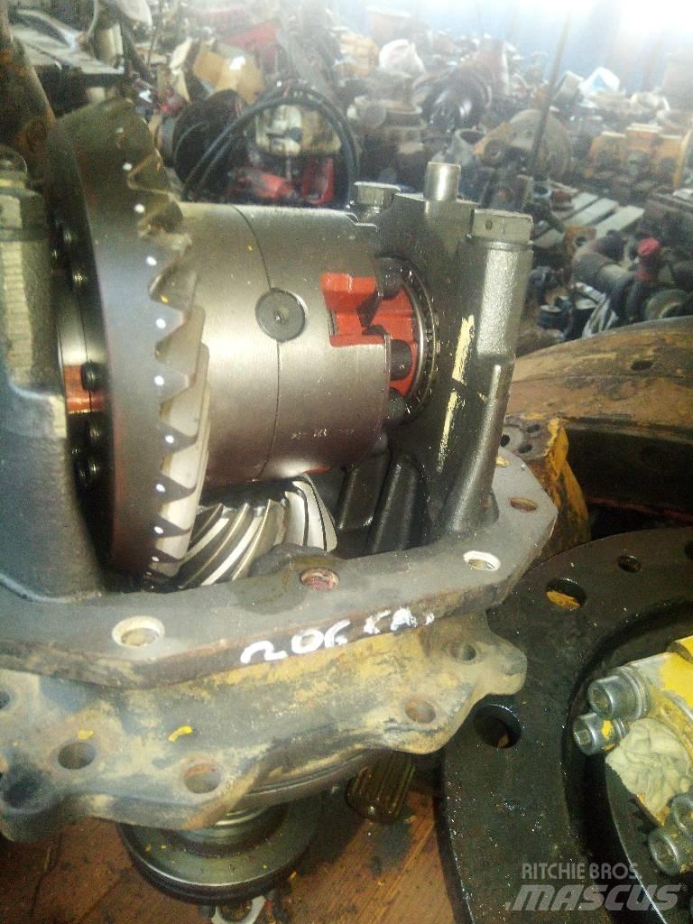 CAT 206 B 차축