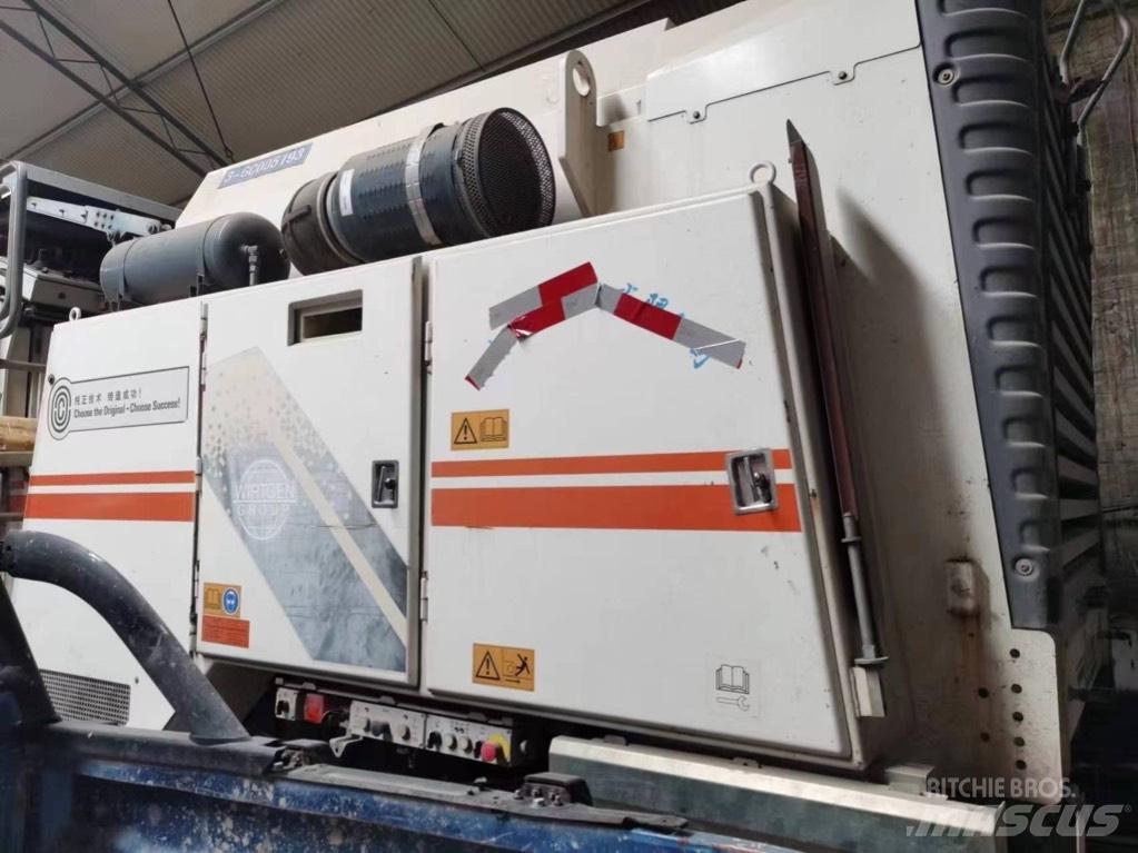 Wirtgen W2000 아스팔트 콜드 밀링 기계