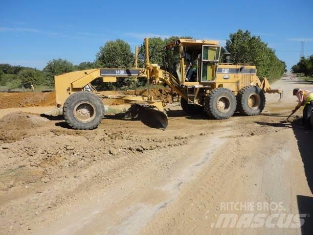 CAT 140H 그레이더