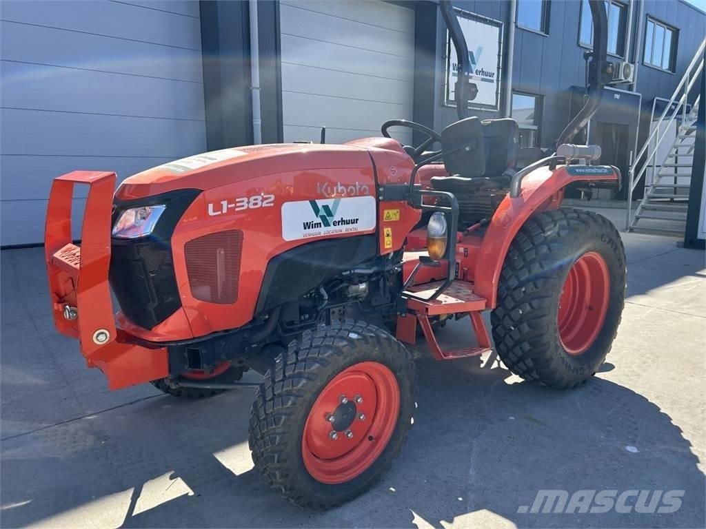 Kubota L1-382 (5283) 소형 트랙터