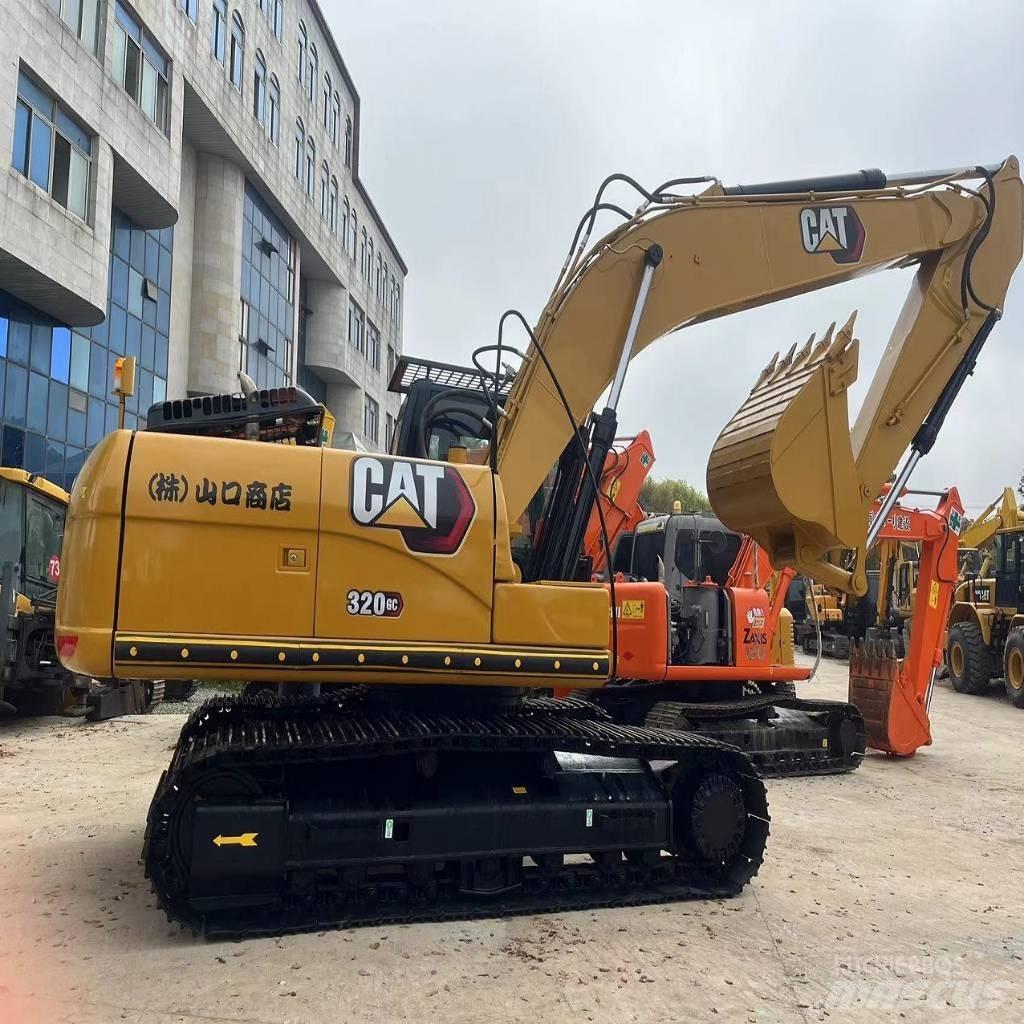 CAT 320 GC 대형 굴삭기 29톤 이상