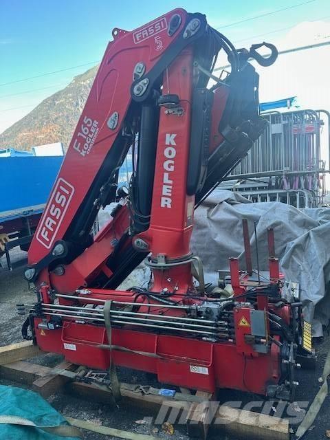 Fassi F 165 로더 크레인