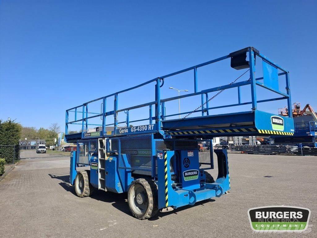 Genie GS4390 RT 가위형 리프트