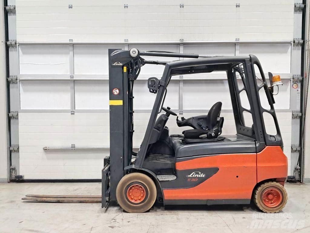 Linde E30L-01 전동 지게차