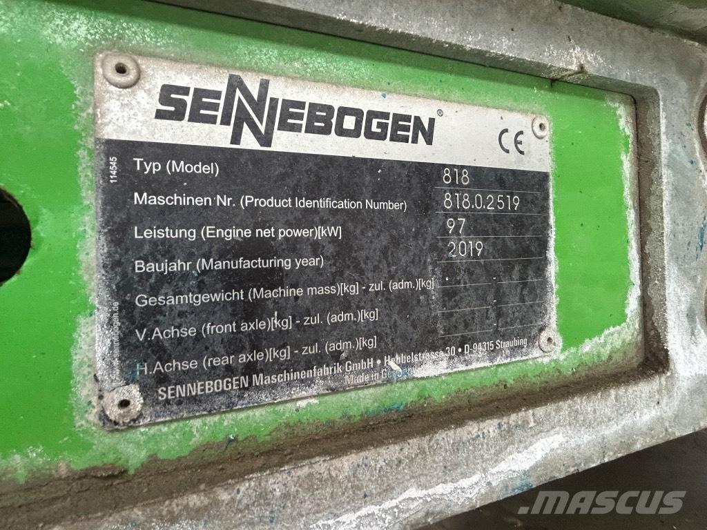 Sennebogen 818 폐기물/산업 처리기