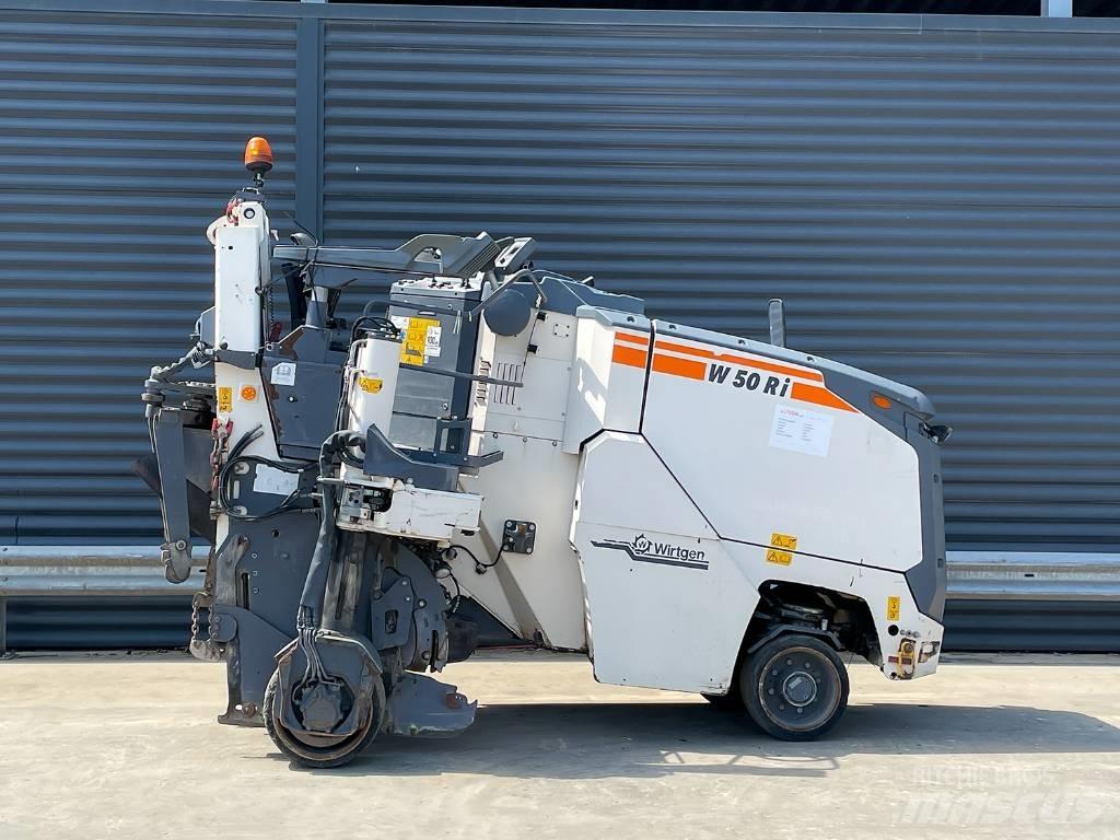 Wirtgen W 50 RI 아스팔트 콜드 밀링 기계