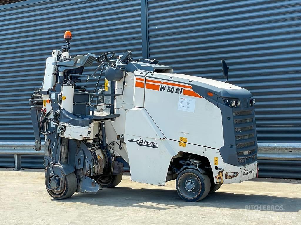Wirtgen W 50 RI 아스팔트 콜드 밀링 기계