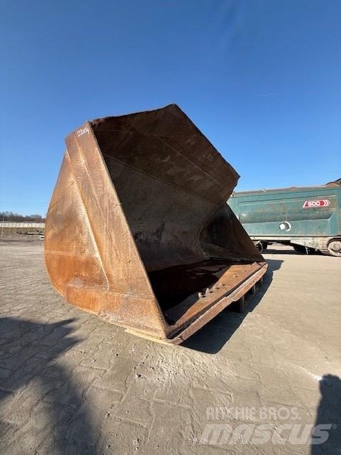 Doosan DL 400 버켓