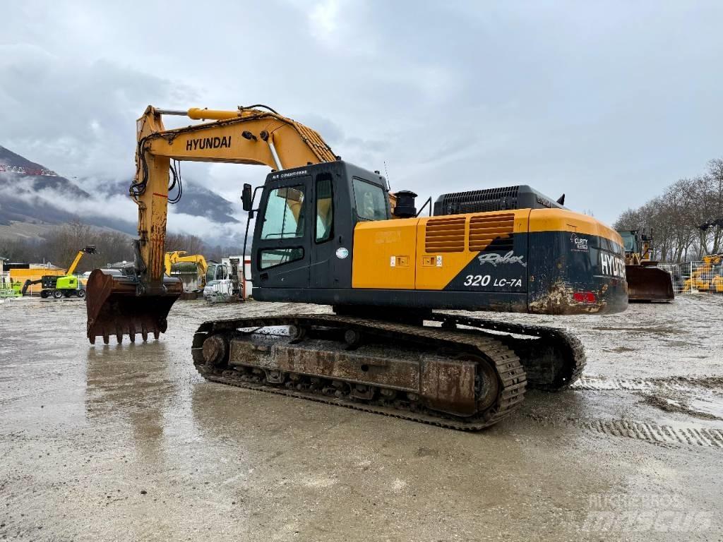 Hyundai R320LC-7A 대형 굴삭기 29톤 이상