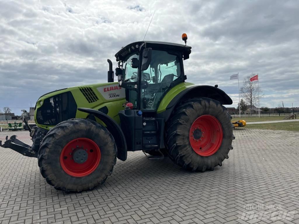 CLAAS Axion 850 트랙터