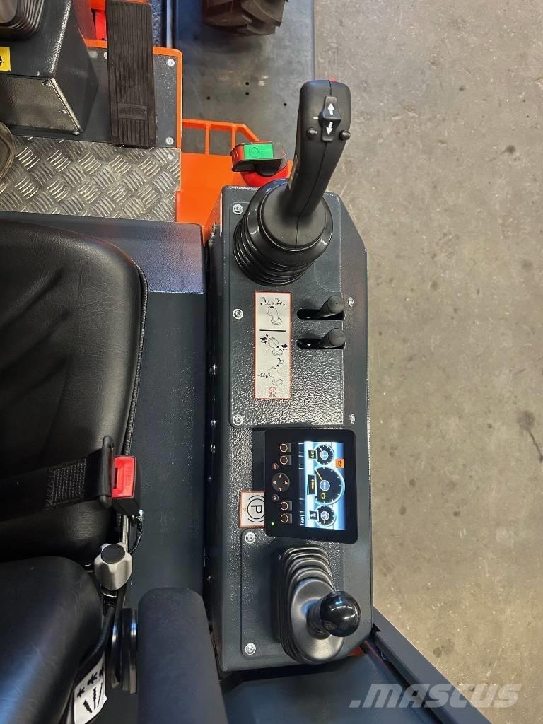 Ostler K260 TT 트럭 장착 포크리프트