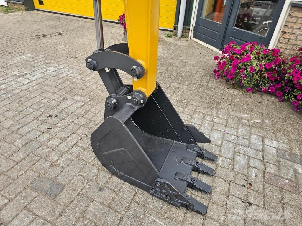 XCMG XE35U 소형 굴삭기 7톤 미만