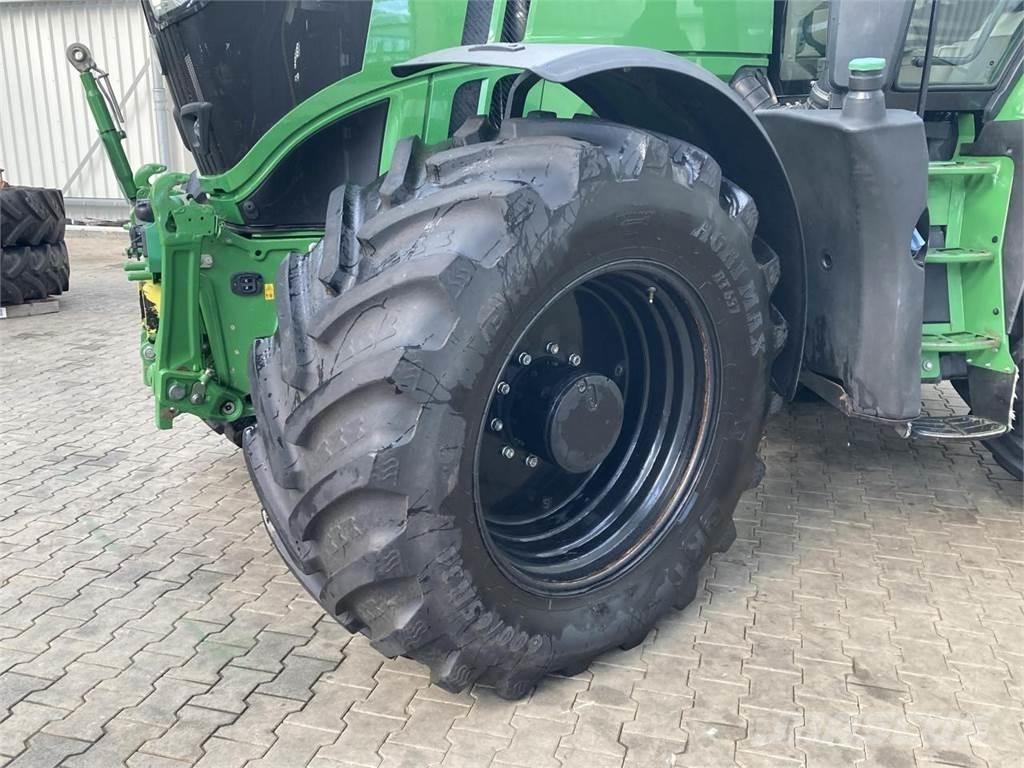 John Deere 6250R 트랙터