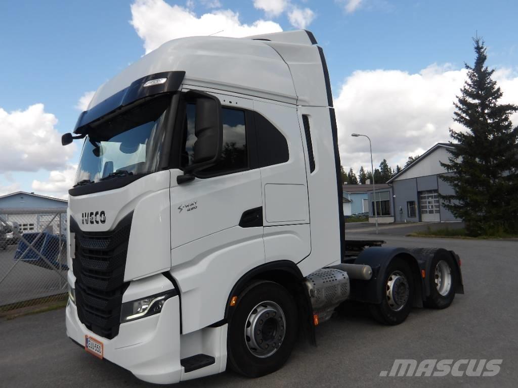 Iveco AS 440 STX 트랙터 유닛