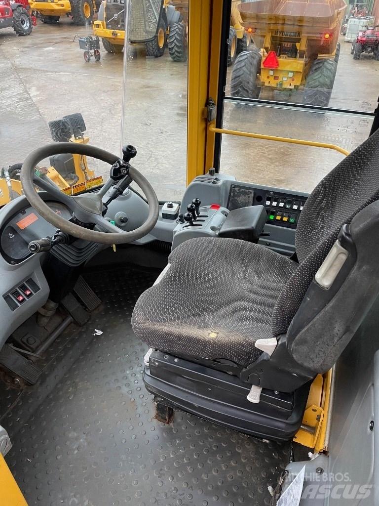 Volvo L60E  휠로우더