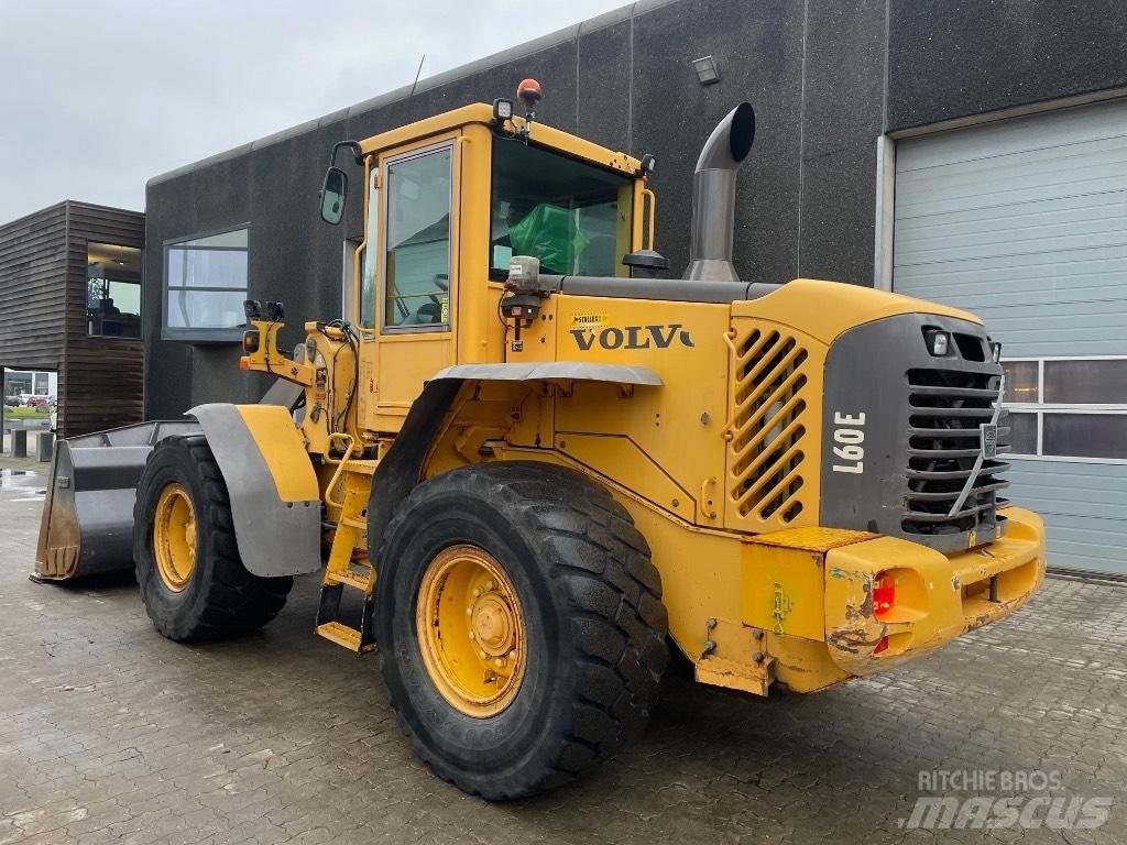 Volvo L60E  휠로우더