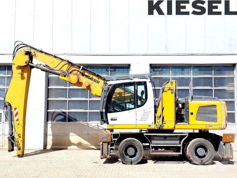 Liebherr LH 24 폐기물/산업 처리기