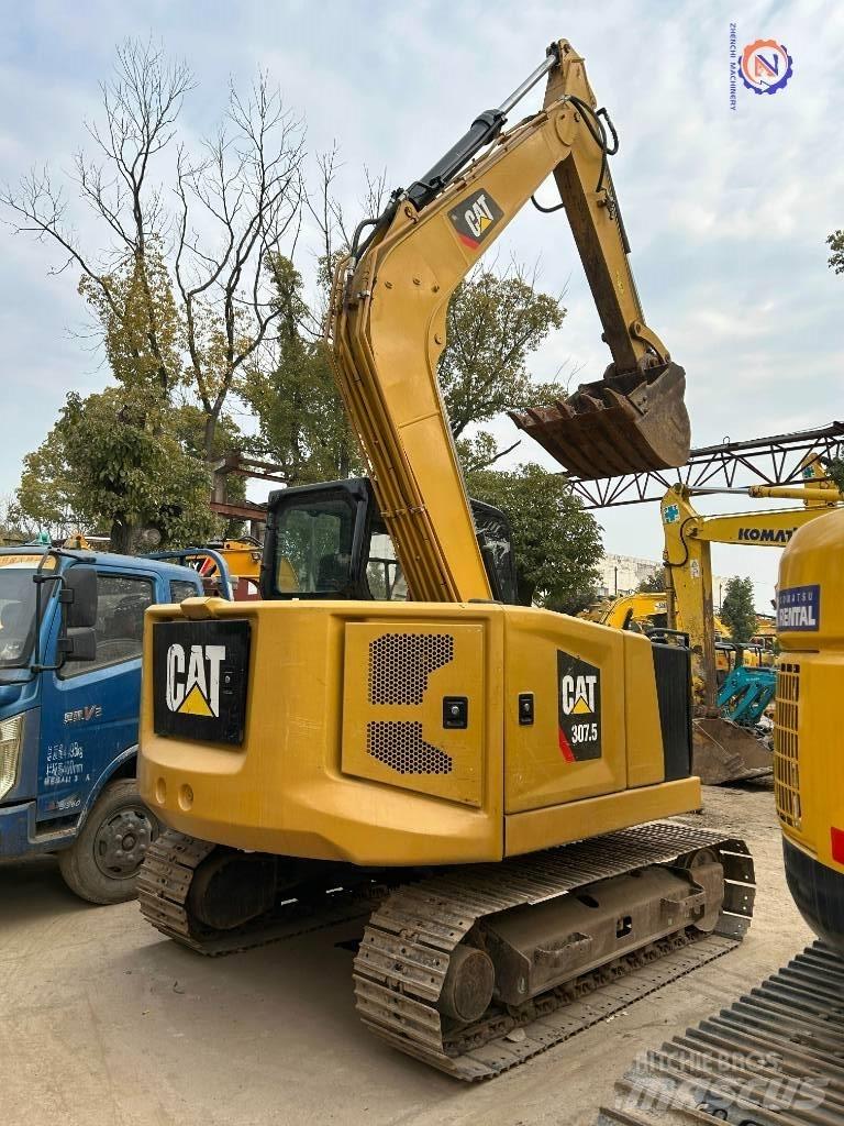 CAT 307 소형 굴삭기 7톤 미만