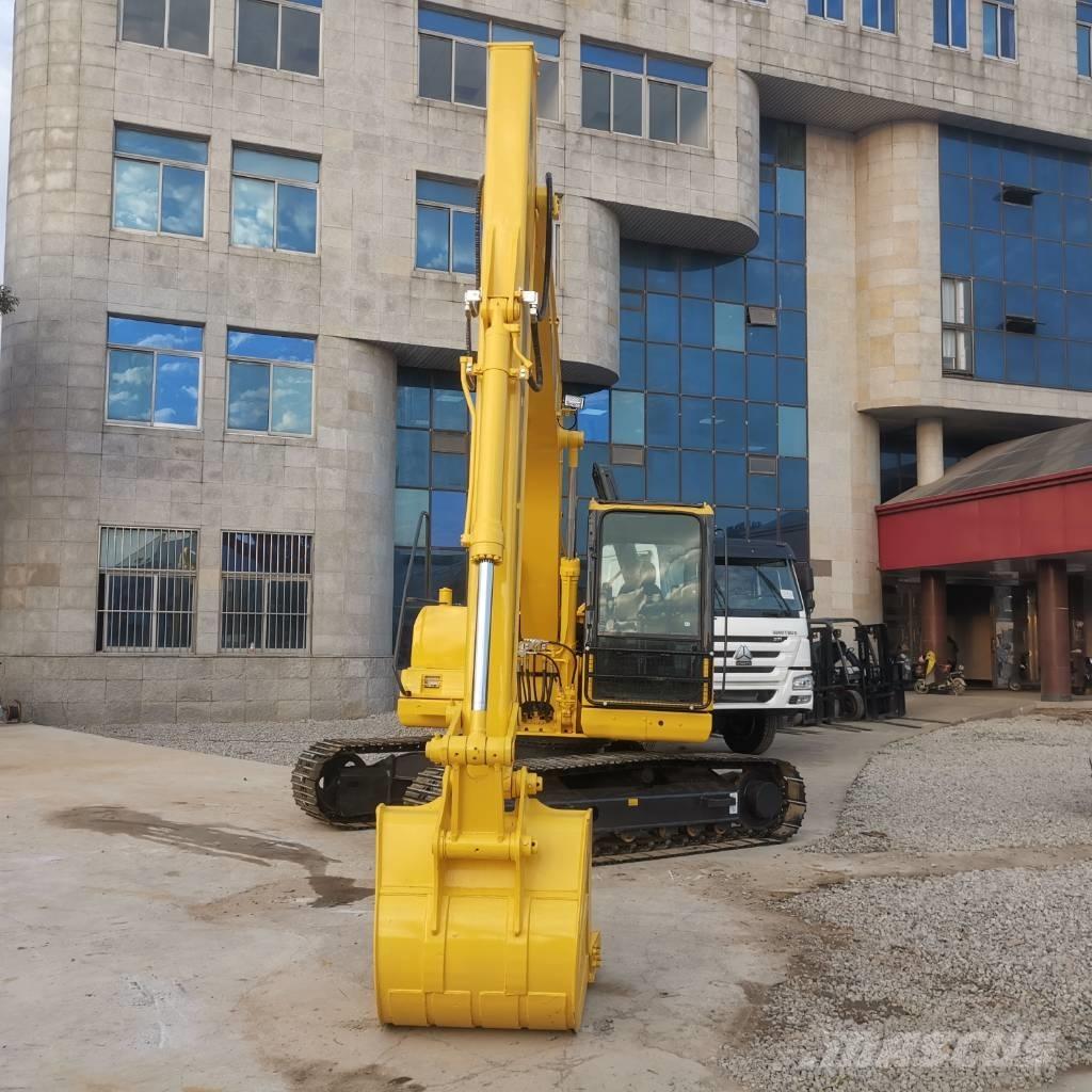 Komatsu PC 130 대형 굴삭기 29톤 이상