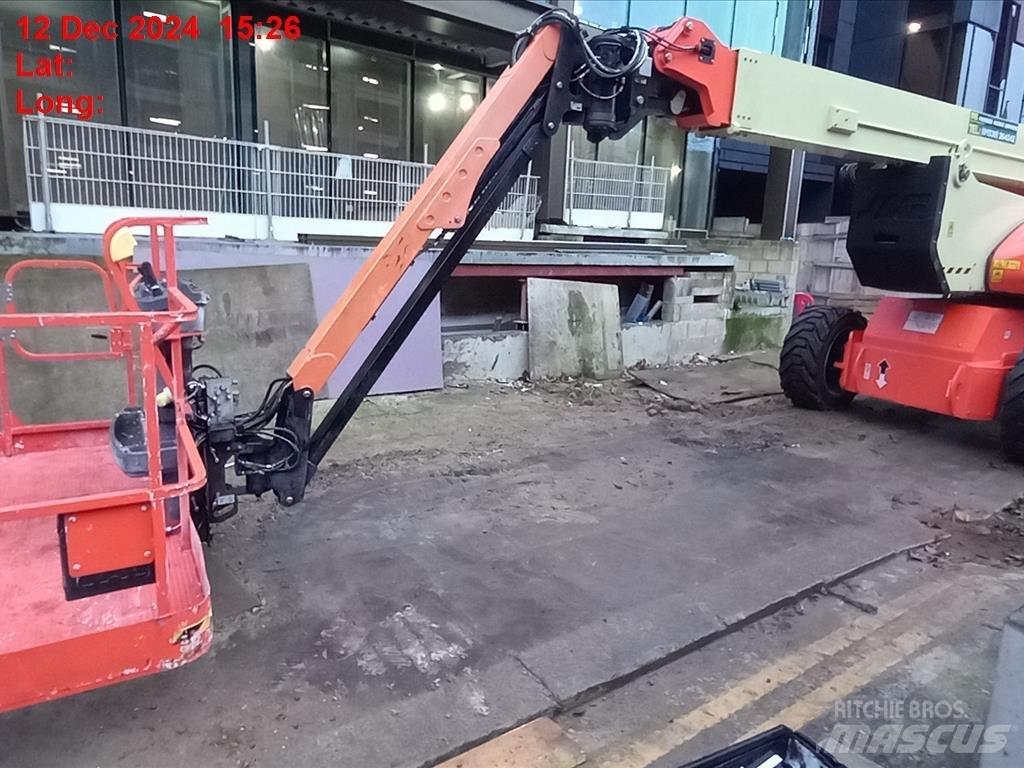 JLG 1250 AJP 관절형 전동이동 리프트