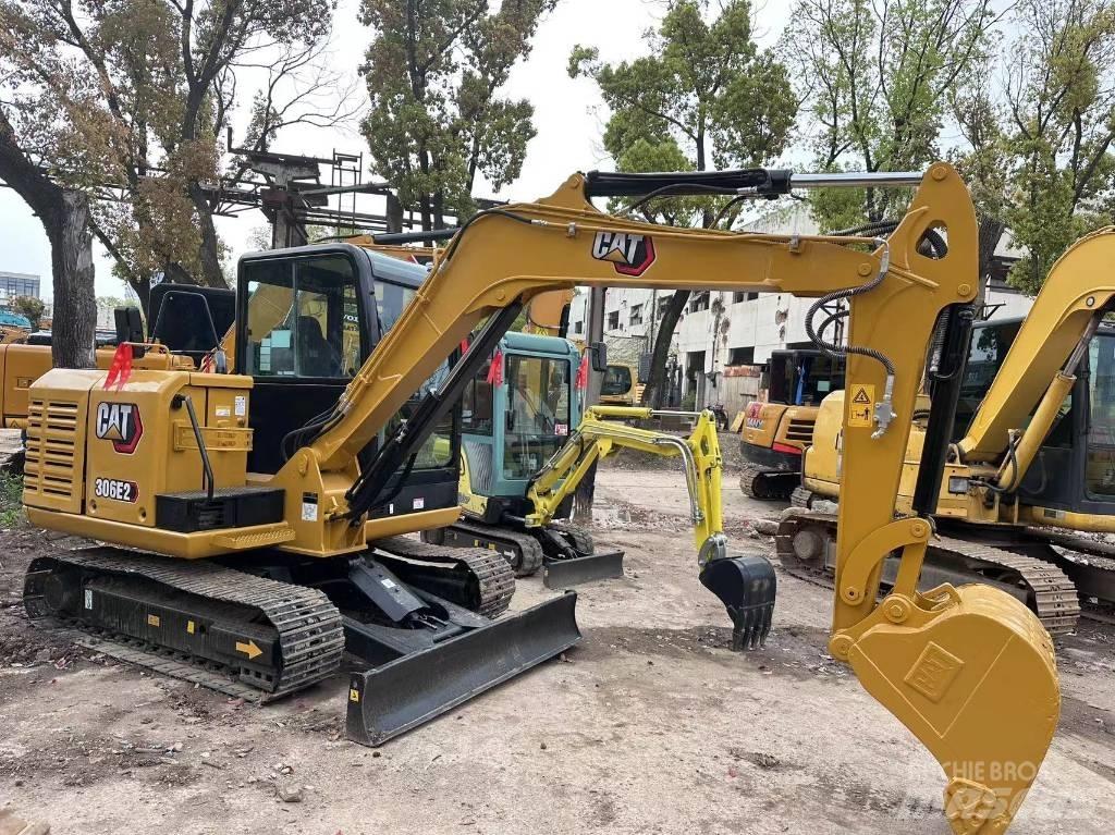CAT 306E 대형 굴삭기 29톤 이상
