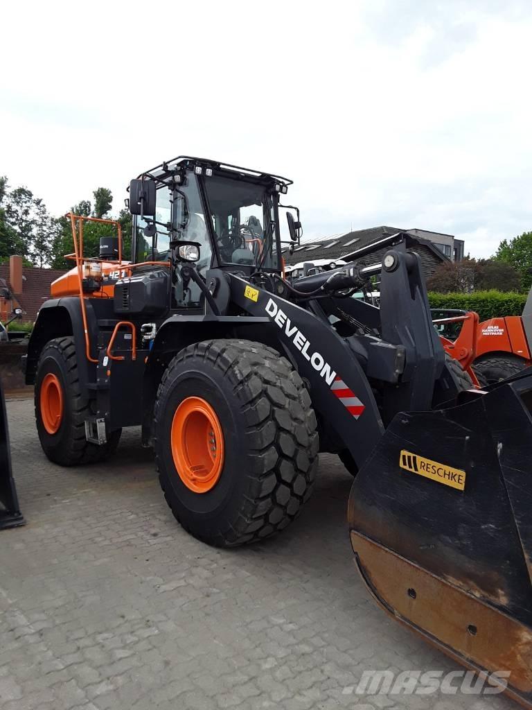 Doosan DL 420-7  휠로우더