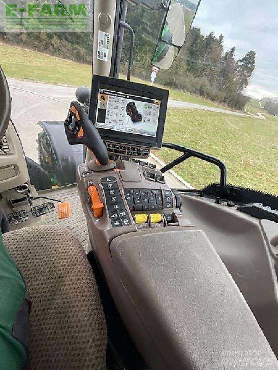 John Deere 6215 r 트랙터