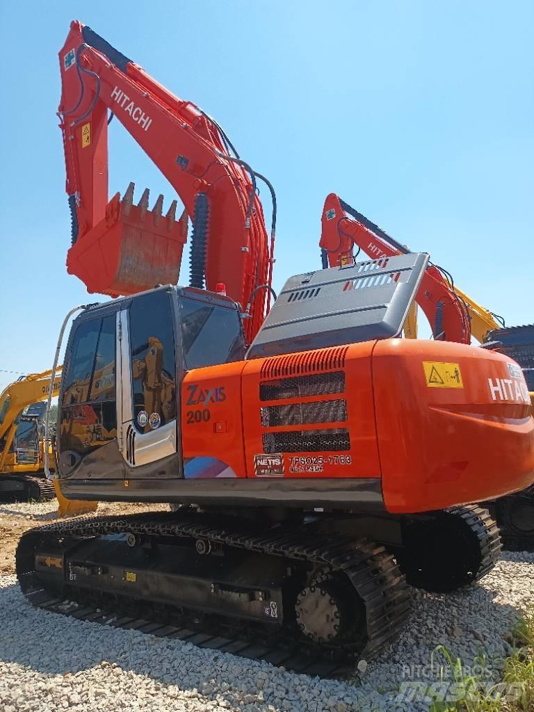 Hitachi ZX 200 중형굴삭기 7톤-28톤
