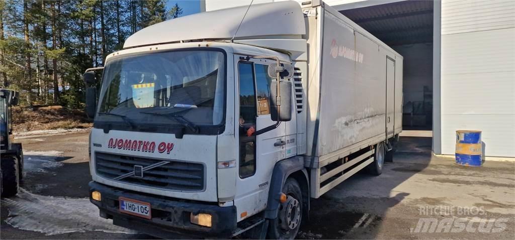 Volvo FL220 탑차 트럭