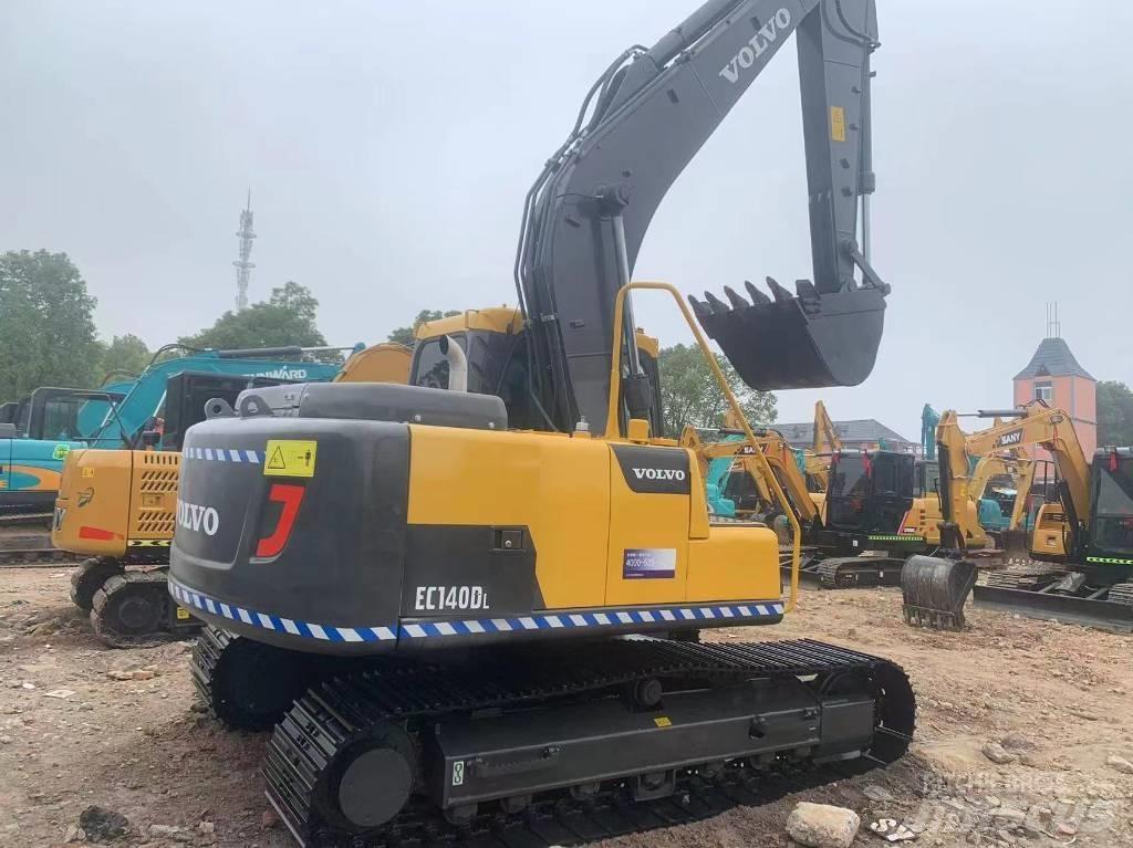 Volvo EC 140 대형 굴삭기 29톤 이상
