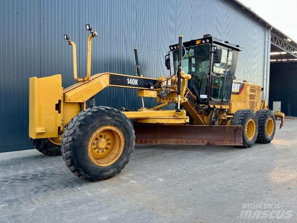 CAT 140K 그레이더