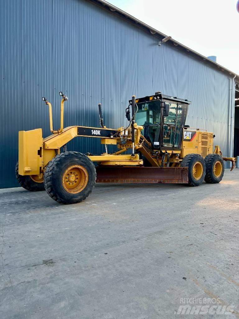 CAT 140K 그레이더