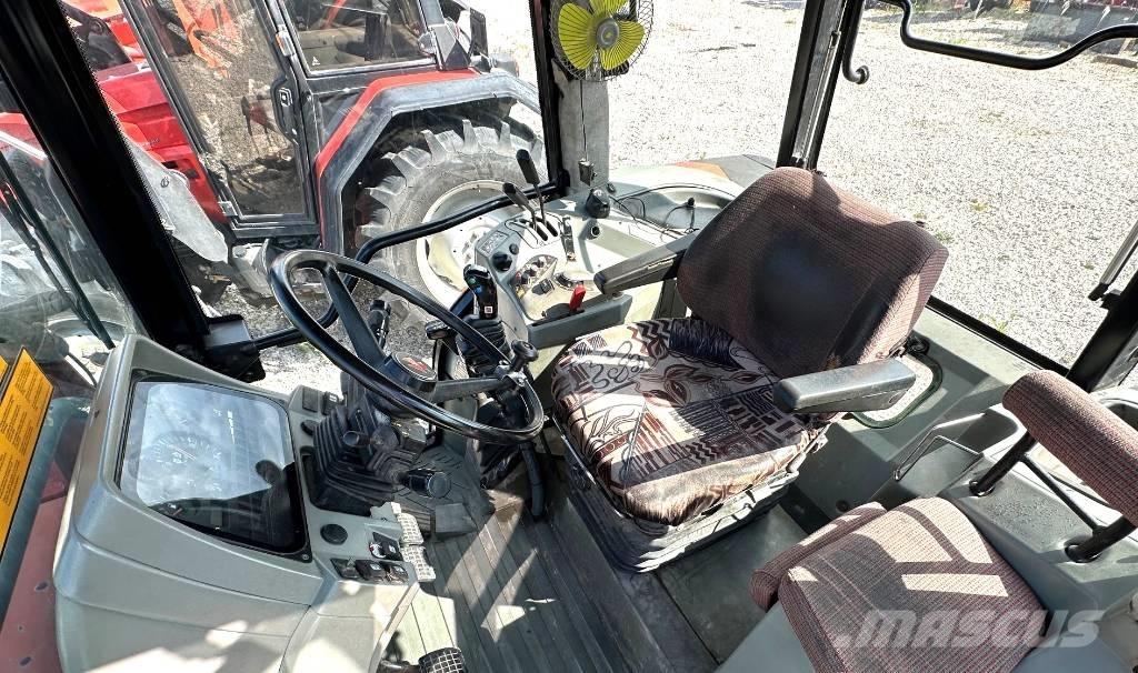 Massey Ferguson 6140 트랙터