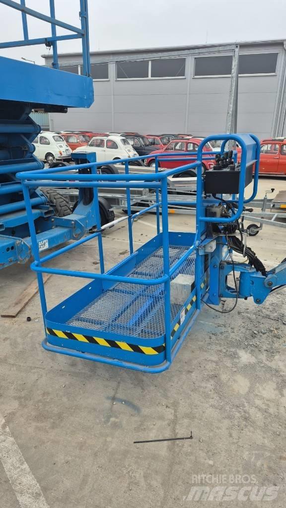 Genie ZX 135/70 관절형 전동이동 리프트