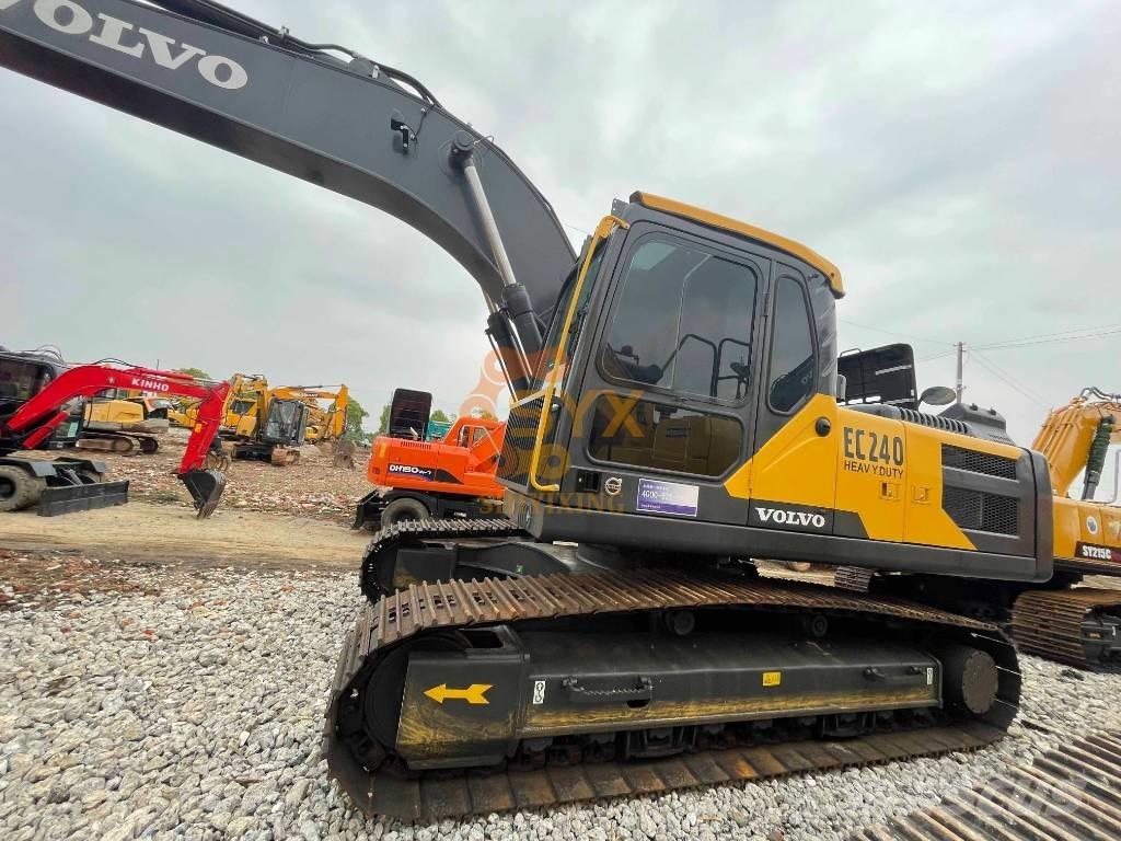 Volvo EC 240 B 대형 굴삭기 29톤 이상