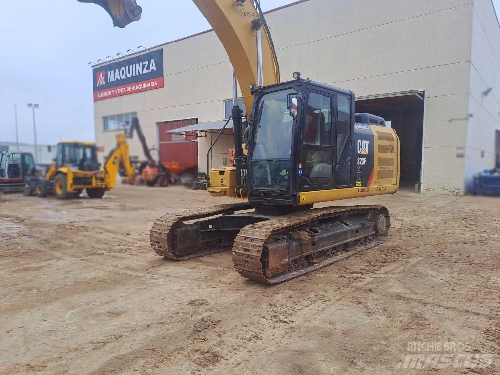 CAT 323FLN IHC 대형 굴삭기 29톤 이상